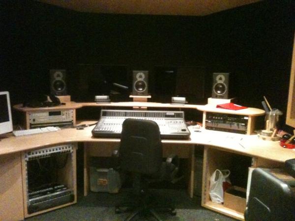 Been working in Coventry Uni studio since 9 this morning with a dance Phd student. Ready for home and relaxation now.