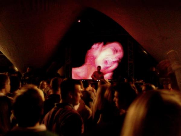 brunograf's tweet photo. @christianluke84 was amazing in @MATAHARIBRASIL your set is incredible, nice vibe! http://t.co/ScHudrg3