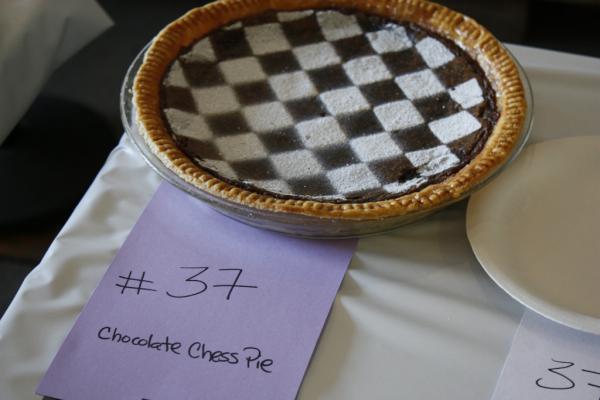 chessday2012's tweet image. Mmm chocolate #chess pie
