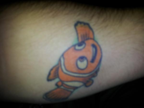 realspeed's tweet photo. @sophiedee my nemo :) http://t.co/58EDBTrI
