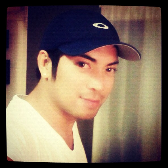 JayAcena's tweet photo. take 1 http://t.co/14l2v98o
