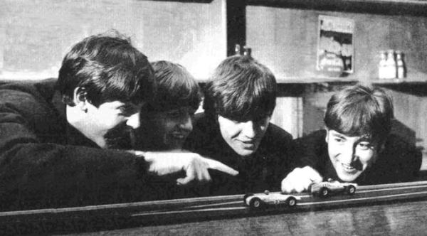 SlotModsUSA's tweet photo. The Beatles had the right idea. ;) #SlotCar #Beatles http://t.co/GVWMTDVQ