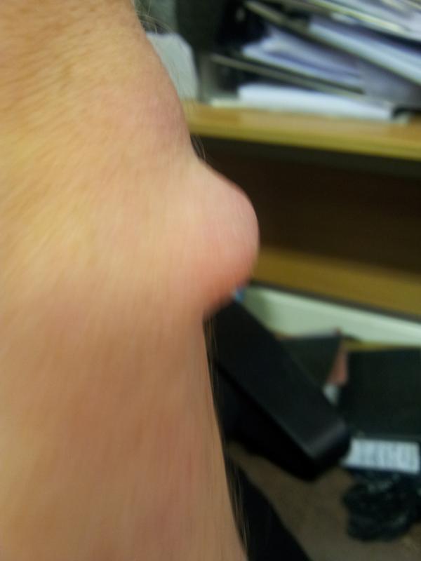 hobee100's tweet image. Any guesses what this is? #itsclean!