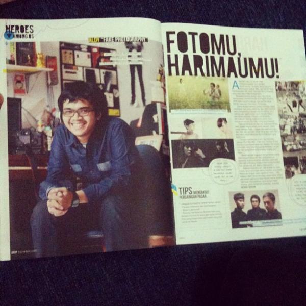 JOGSS_'s tweet photo. klo yang mau foto bisa pake Fake twips recomended! :) “@fakephotograph: we are FAKE http://t.co/hlCVLxJO”