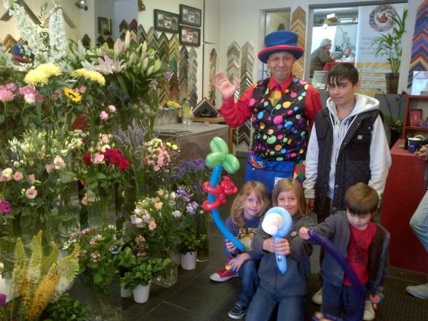 Designaparty's tweet image. Check out our entertainer, Dizzy Wizzy @ The Bloom Event launch that took place this weekend! #childrensentertainer