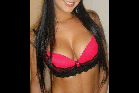 chicasmalasVIP's tweet photo. Hola... Soy Jessik (Colombiana) Dale RT... Gracias. Estaré compartiendo fotos con Uds. Gracias y muchos besitos húmedos http://t.co/IImmED3y