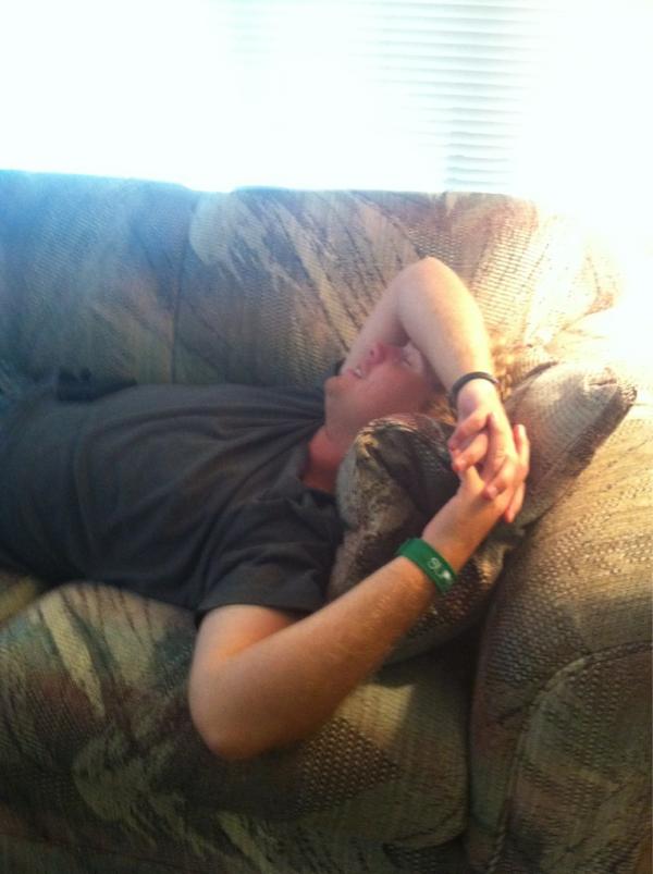 AaronChewning's tweet image. @Superwow Wittle baby Ash sweepinggg. #superwow2012 #sortawow