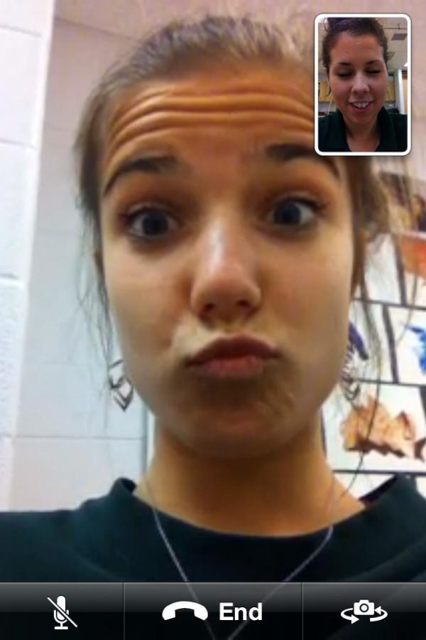 xoxhbiso's tweet image. FaceTime with @mtonei #sameclass #coolkids