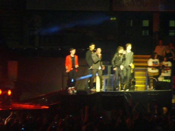 5ophieTWGranger's tweet image. I believe this is, in fact, a beautiful picture of @thewantedmusic #TheCodeNottingham