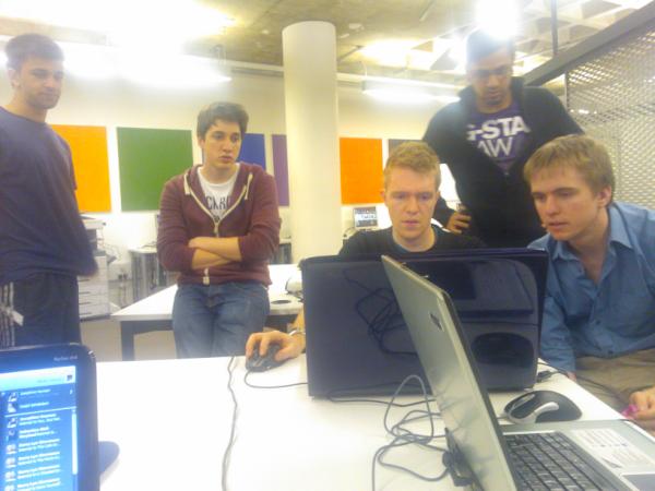 HydroLine_TF's tweet photo. Need sleep...TASK FORCE will never stop!!!! #GPDesignPS http://t.co/3Q00pCxh