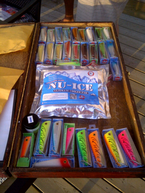 BassMan_Euge's tweet photo. Saw a few ol' friends from Tackle Distribution -- #MissileBaits #NuIce #ReelKeel #ZipperWorms @BestTackleNow http://t.co/sFKTvC1v