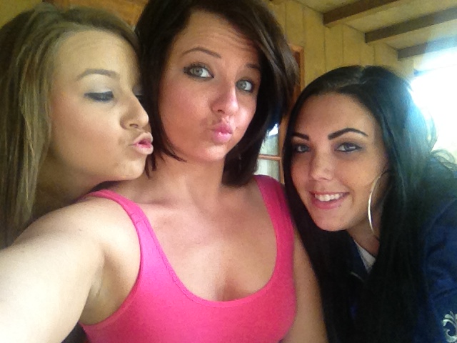 Happy 4th of July from @MissMeganFoxxx @pressleycarter http://t.co/jPSU6G5F<a class="tags" target="_blank" title="On Twitter" href="/?out=eyJ0eXAiOiJKV1QiLCJhbGciOiJIUzUxMiJ9.eyJpYXQiOjE3MjE3MzcxOTUsImlzcyI6InR3cG9ybnN0YXJzLmNvbSIsIm5iZiI6MTcyMTczNzE5NSwiZXhwIjoxNzUzMjczMTk1LCJyZWRpcmVjdF91cmwiOiJodHRwczovL3R3aXR0ZXIuY29tL01pc3NNZWdhbkZveHh4In0.s74f7rIxn91ZXUC_Hl-_F-vm2ASI8_oxUlAKI_QVfGef9AzHAor2myjUpwoW1rtqtW78voqpjbnBUnWvJMPaZQ">@MissMeganFoxxx</a><a class="tags" href="/tag/pressleycarter">@pressleycarter</a>