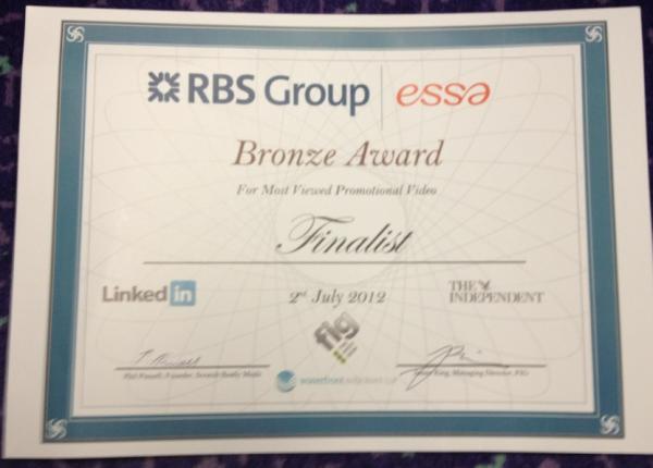 UEASkydiving's tweet photo. 3rd place and £1,000 thank you everyone for all your support http://t.co/Z35Iv7Dc