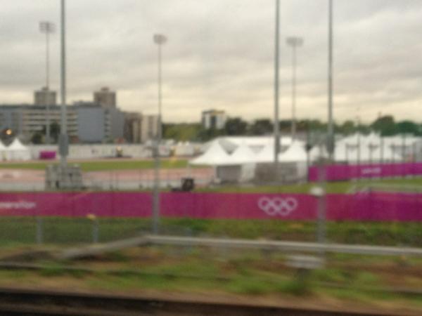 UEASkydiving's tweet photo. On the way back now, with 3rd place, LOTS of free alcohol&amp;yes I was 1st 2drink! Drunk journey back with @suzidelonge :D http://t.co/KB9TLoEQ