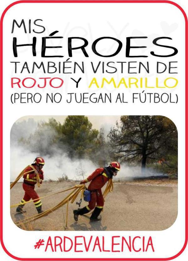 Vicky_Taibo's tweet photo. Vestidos de rojo y amarillo o en pelotas ¡Esto son mis héroes! #SomosEternos http://t.co/R9Q7nBW1