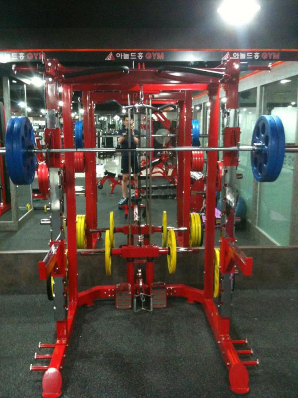 com_william's tweet image. 딱 내 체중만큼인데 왜이리 무거운지... 역사속으로 사라져간 이글휘트니스는 잊고 아놀드홍짐 신촌점 에서 새출발하는중...