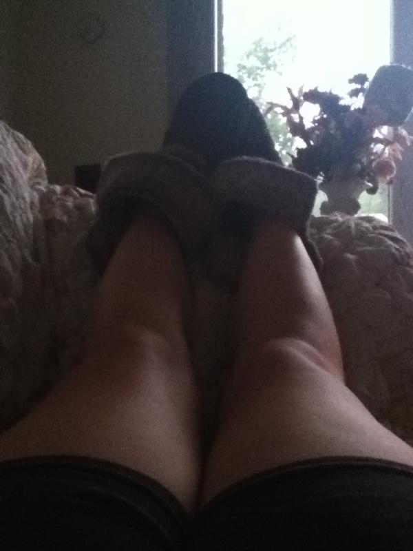 kimkins1's tweet image. I ammmm toooo laaaaaaazy #sofavibes