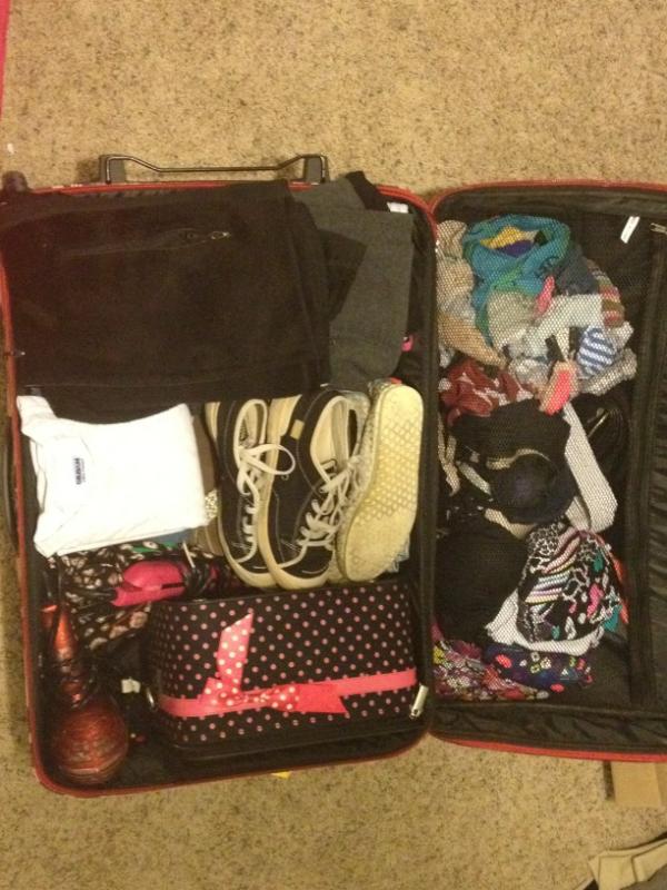 mer16riner's tweet image. Where playing Tetris comes handy. #packinglikeapro