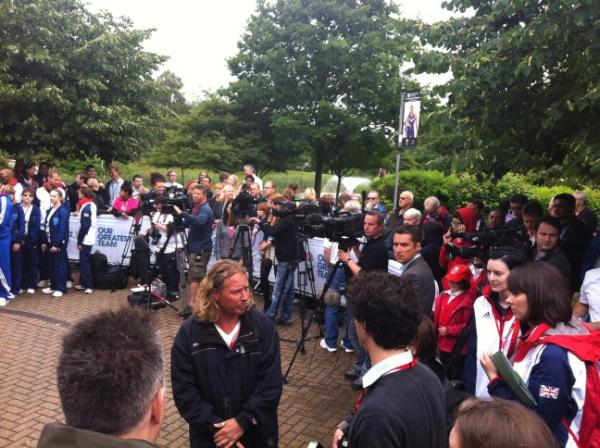 Ben Hunt-Davis tweet media