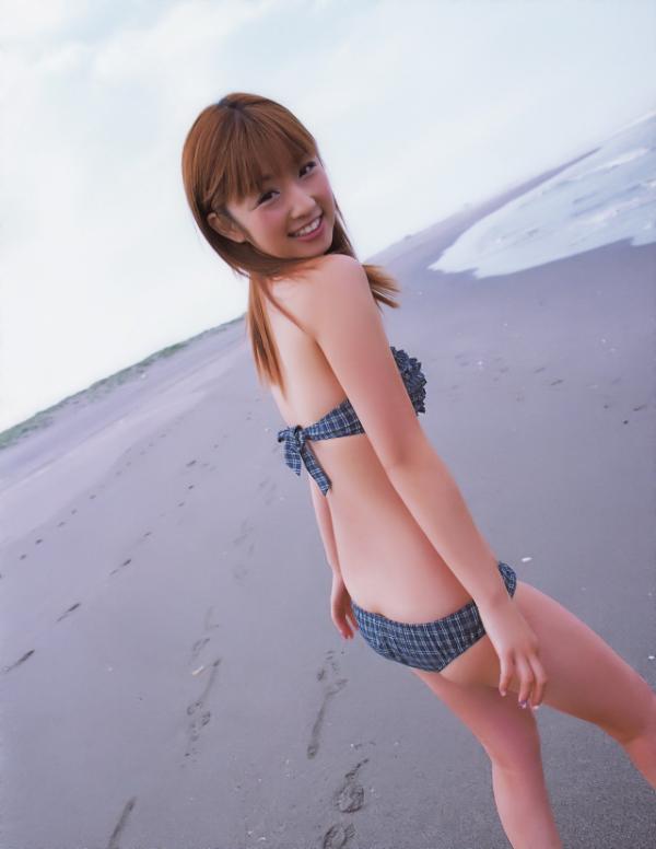 albeehuang2's tweet photo. In the beach http://t.co/l17NPqmu