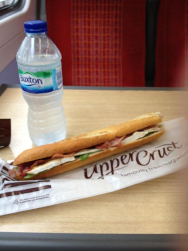 jjjonnn's tweet image. Free lunch #cheersO2