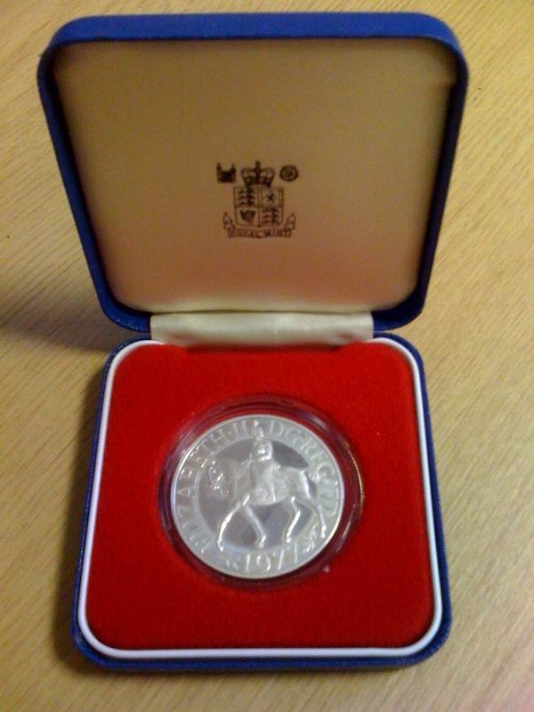 We've recovered Jubilee coin during warrant in SE7 this morning. Can you help to find owner? 0208 284 9573 or DM us.