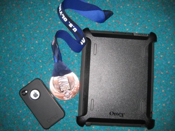 JanayDeLoach's tweet image. In the airport after a successful #OlymicTrials with my #TechCovered by @OtterBox. Off to Paris and Lucern!