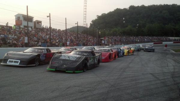 racermacRTP1's tweet image. The 23 car field tonight at #MidvaleSpeedway for the #MERS #DowntownFord100 @speed51dotcom