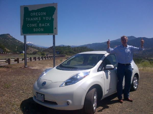SenJeffMerkley's tweet photo. And we've made it to California! #EVBorder2Border http://t.co/Fv1bsxIL