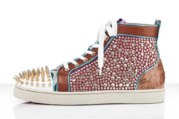 ILOVELOF's tweet image. Perfect for a Rainy Grey London Day! Merci Louboutin #SparklingSneakers #SS2012