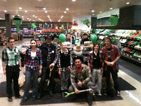 scoutts39's tweet photo. @tjeerdjegen 
Campbelltown Market Fair 1351 produce farmers http://t.co/qI5pVZdx