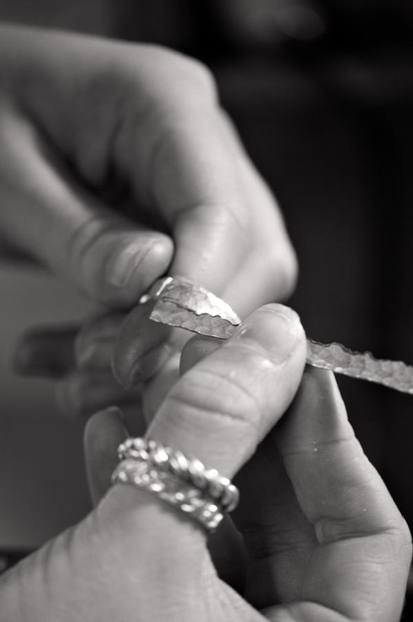 MarisaFindlay's tweet image. My #professionalportrait photo shoot with @LouisaSlade is now up on my blog. marisafindlay.tumblr.com