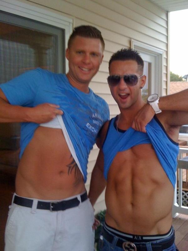 afreddy23's tweet photo. @ItsTheSituation  happy birthday Sitch http://t.co/iv0qpG8t