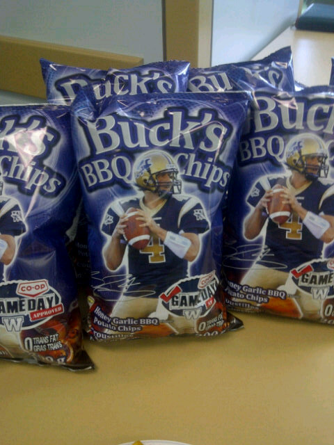 JeffreyBannon's tweet photo. Bucks BBQ Chips launch today and at Co-Op stores today. Helps support Children's Hospital Foundation. #gobombers http://t.co/LhXPqRZW