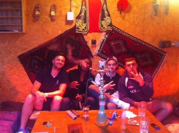 mimzyf50's tweet image. sheesha with the crew #Huuah