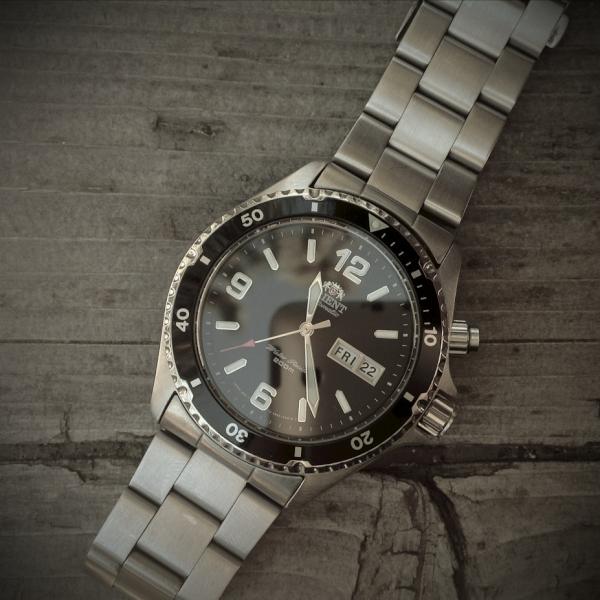 snowguy530's tweet image. Watch photography with an iPad. #imdoingitwrong #orient