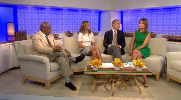 JONESWORKS's tweet image. Do I spy @HOOKandALBERT Ice Cream socks on @alroker on @nbc @todayshow?  #dapperdad