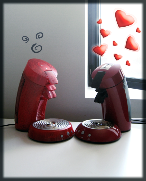 UB_Coffee_pot's tweet image. Je vous présente mon flirt du moment, c'est une Georgette, elle fait le café chez Whumpe ! whumpe.com