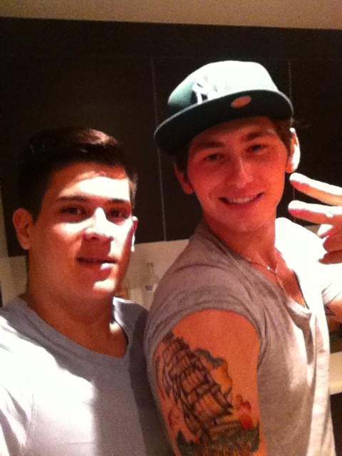AlessandroKr91's tweet photo. With my bro!!! http://t.co/ekdZemTZ