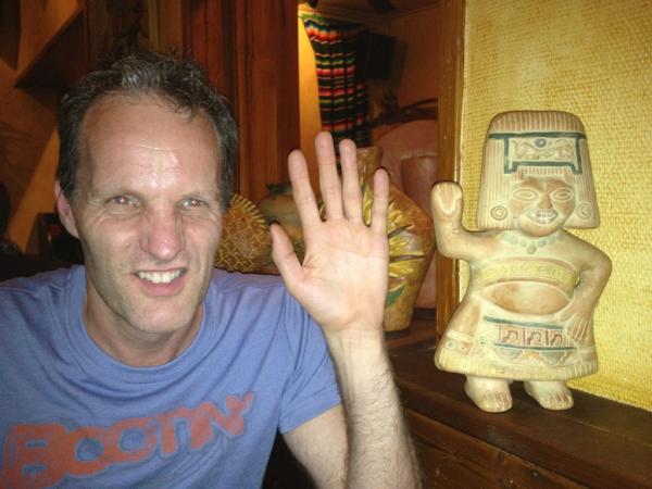 edwinschim's tweet photo. In de serie overbodigheden:@sietsehuisman en zijn Mexicaanse neef Pablo.(die even over is) http://t.co/VTXWFokr