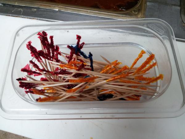 benwine's tweet photo. Frilly toothpicks? I'm for em! Good, you're in the club. http://t.co/1q93WBd4