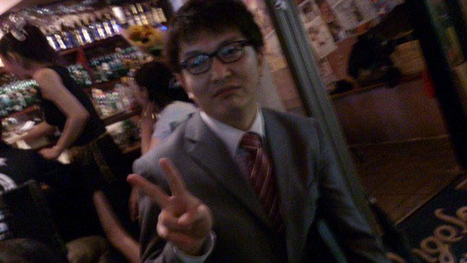 うちのシュンガ店長黒木さん♪昨日に続き弦ちゃんと麻里ﾈｪと新宿でアフターからの帰宅(*^^*) http://t.co/LsIaBDoC