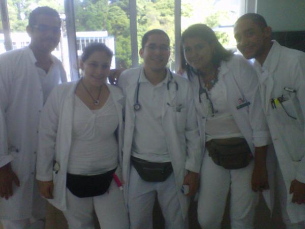 amy03_12's tweet image. La mejor rotacion y el mejor grupo, diversion y aprendisaje aofn y J es el mejor preceptor #iloveCSS