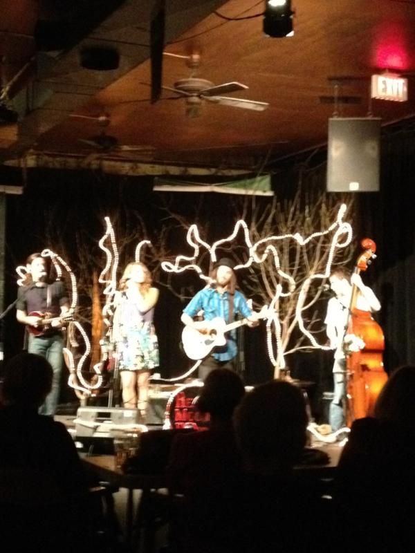 jennyng888's tweet image. #jazzwinnipeg @kings head it's a buzzing in #Winnipeg