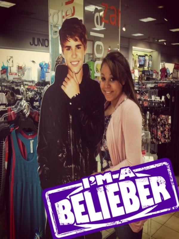 jays_heartless's tweet photo. Pic Love by @PikoloApp @justinbieber http://t.co/DGK0vRIG