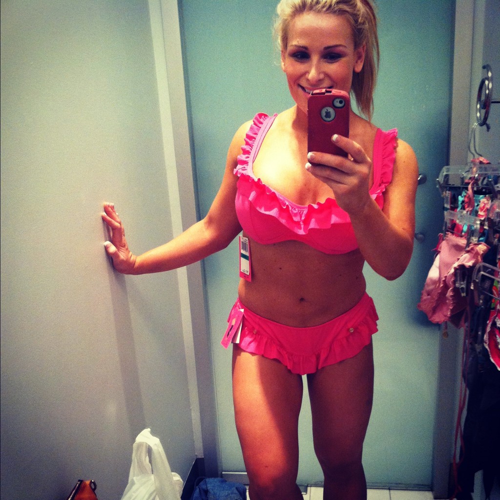 #Natalya #bikini4natalya” .
