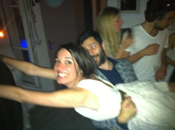 <a href="/SimonBuret/">Simon Buret</a>: Chacopter@audreyismael avec@AndyGillet1 portée par #AlexisMabille  burn out pic.x.com/HoLlGEFz