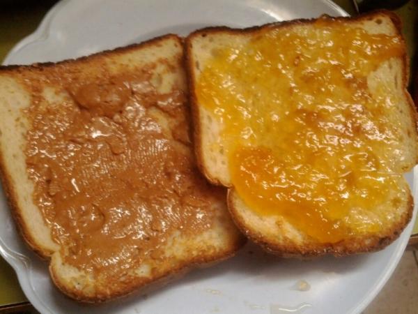 TotallyTobes's tweet image. Intense apricot jam sweetness and thick almond mouthfeel #notesnotesnotes