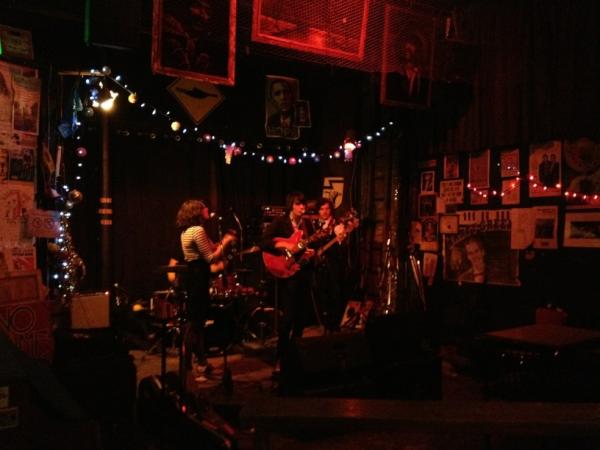 grantppaley's tweet image. Michael Rault is playing some sweet music, your missing out #jazzwinnipeg #winnipeg #goodmusic