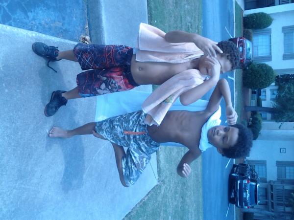 lovefaithshell's tweet image. My soliders wil mollywoop ur bi ;√#1GET$